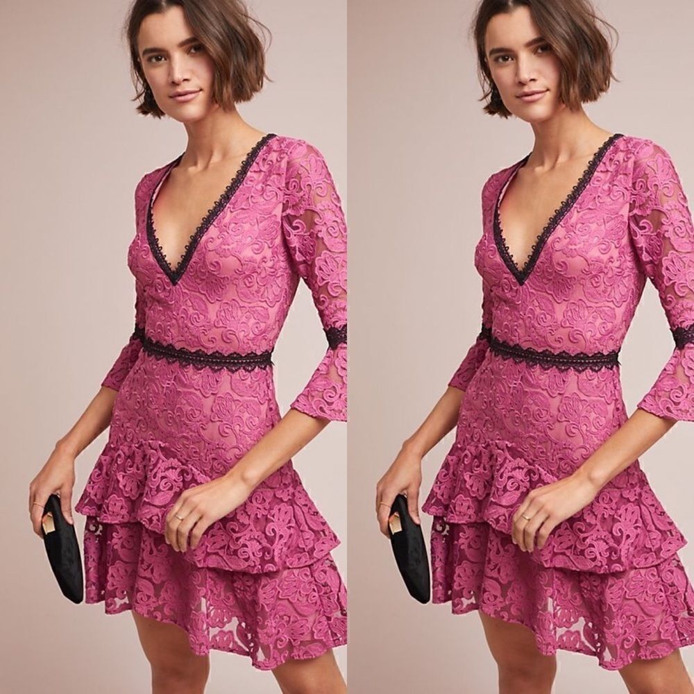 💯 ML Monique Lhuillier Ines Lace Mini Dress